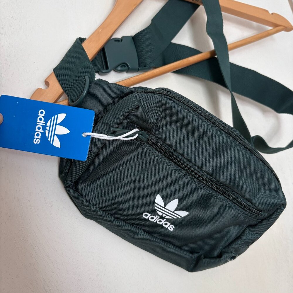 Adidas fanny pack